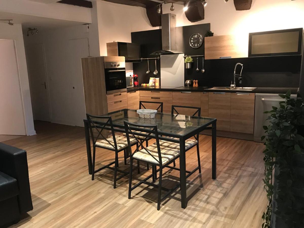 Charmant Appartement Plein Centre Auray Εξωτερικό φωτογραφία